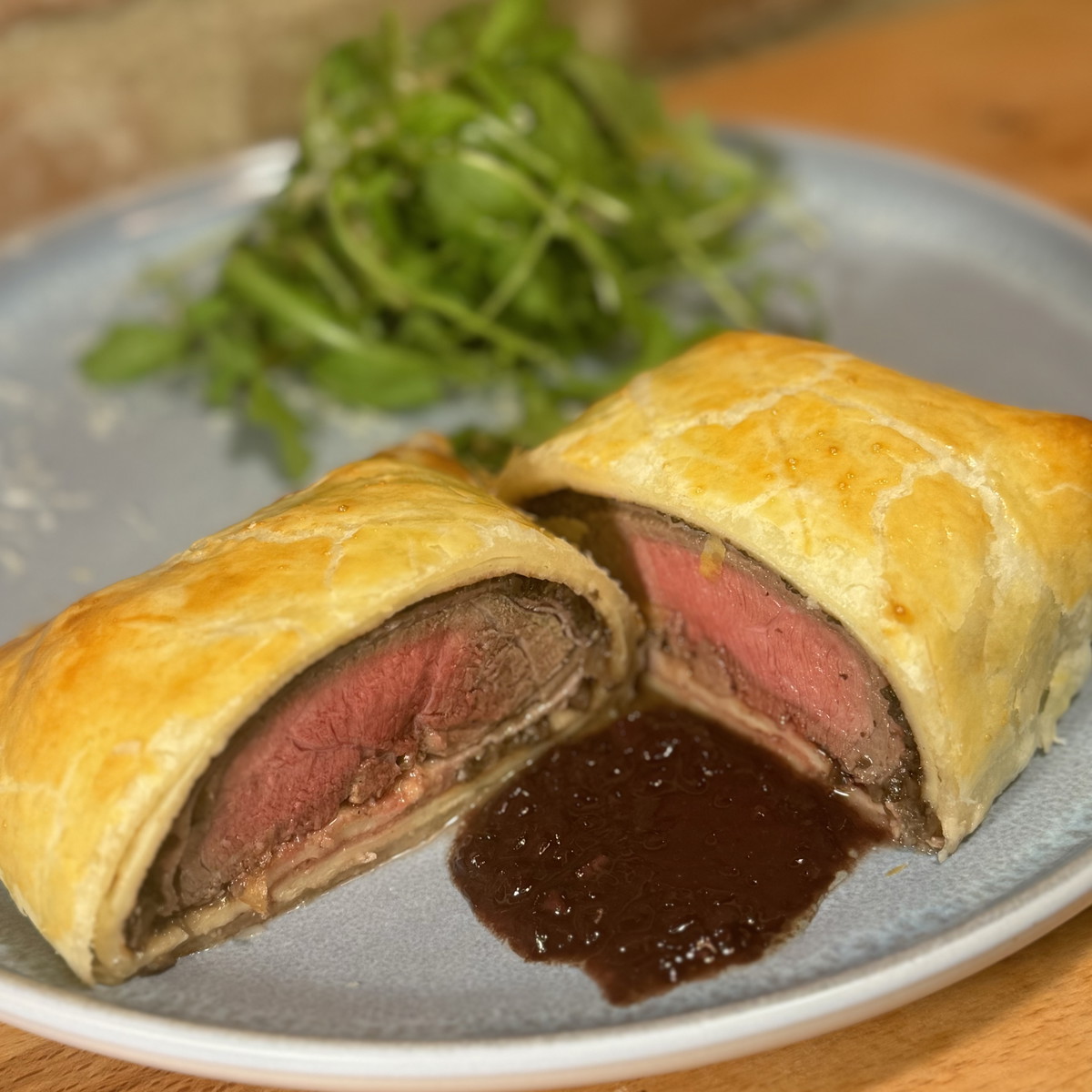 Mini beef wellingtons
