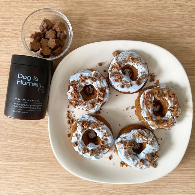 Image of 🍩 Glazed Pumpkin Donuts