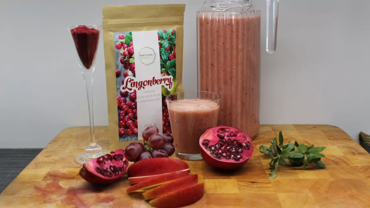 Fruity vegan red smoothie