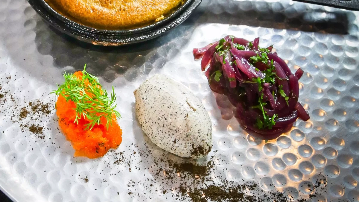 Horn of plenty mousse