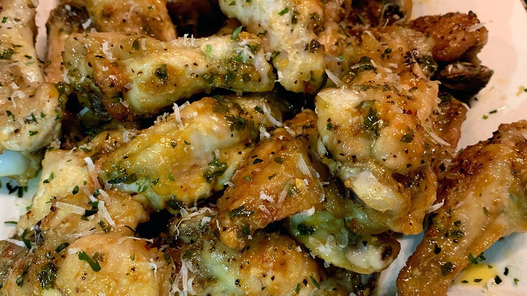 Image of Hot Garlic & Parmesan Wings
