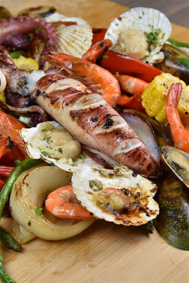 Image of Grilled Mixed Seafood Platter