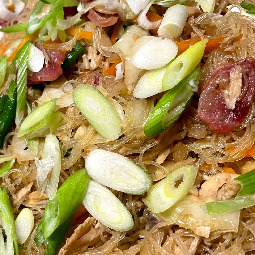 Pancit Bihon (Stir-Fried Cornstarch Noodles with Chicken and Chinese Sausage)