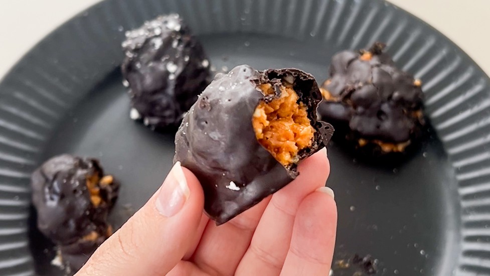 Image of Easy, tasty, and quick: Chocolate Peanut Butter Rice Cake Balls– Perfect on-the-go treat