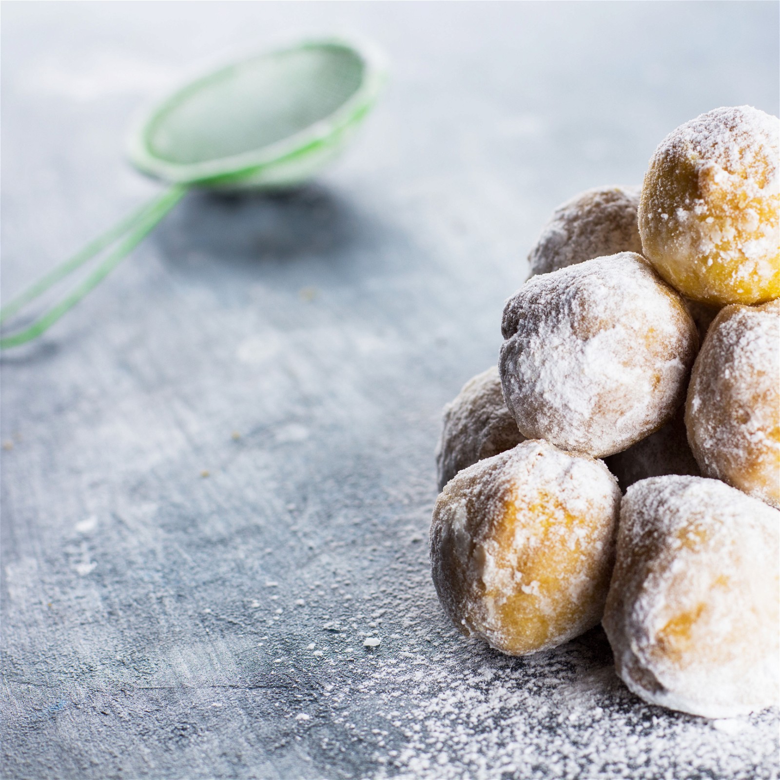 Classic Donut Bites
