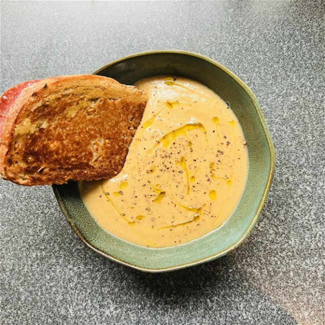 Image of Dry Roasted Artichoke and Parsnip Soup