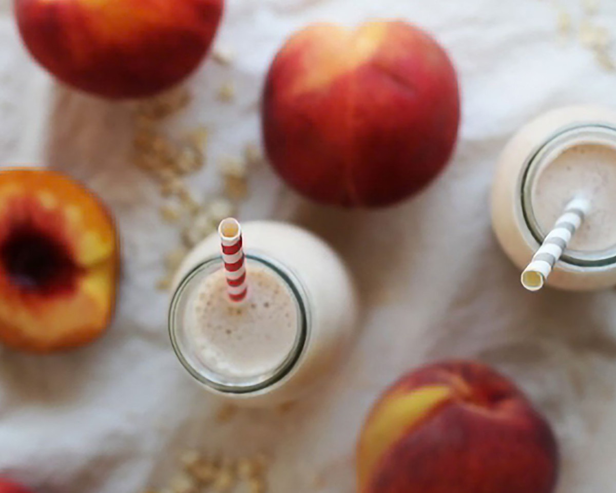 Easy Peach Pie Protein Smoothie