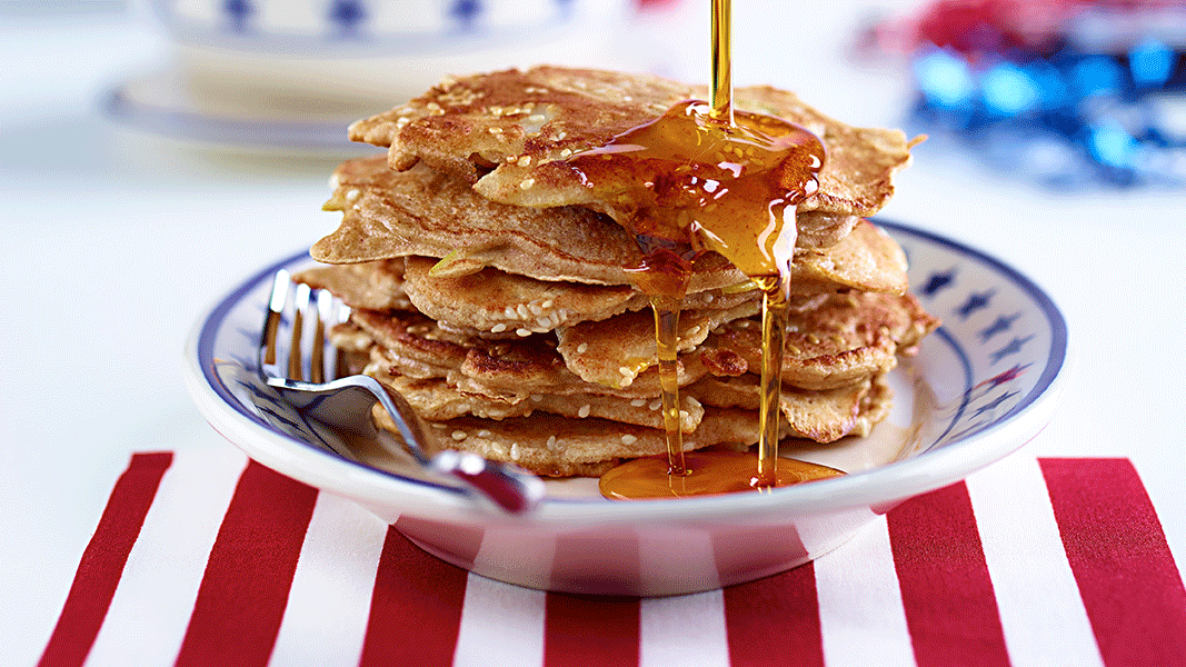 Image of Apfel-Pancakes mit Ahornsirup