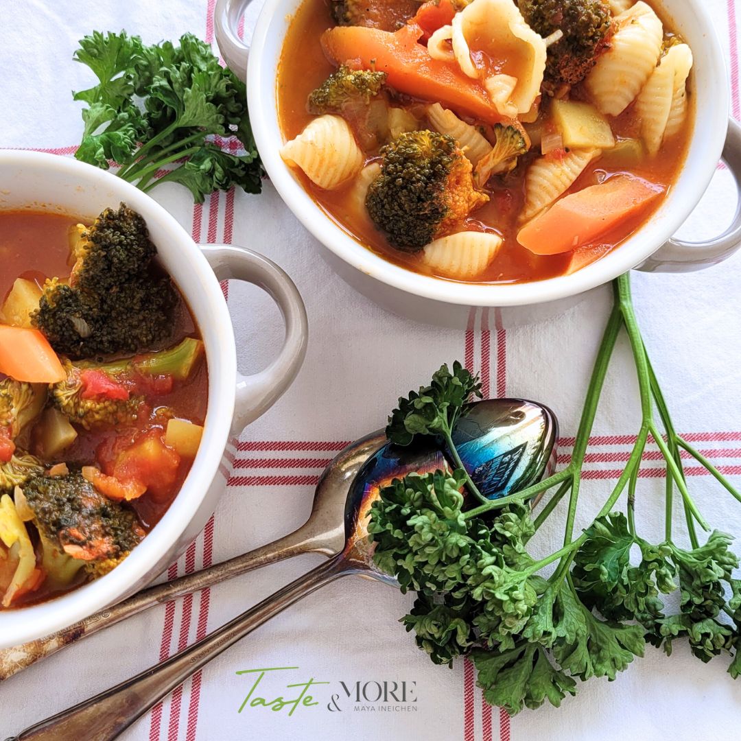 Minestrone, ein Italienischer Suppenklassiker