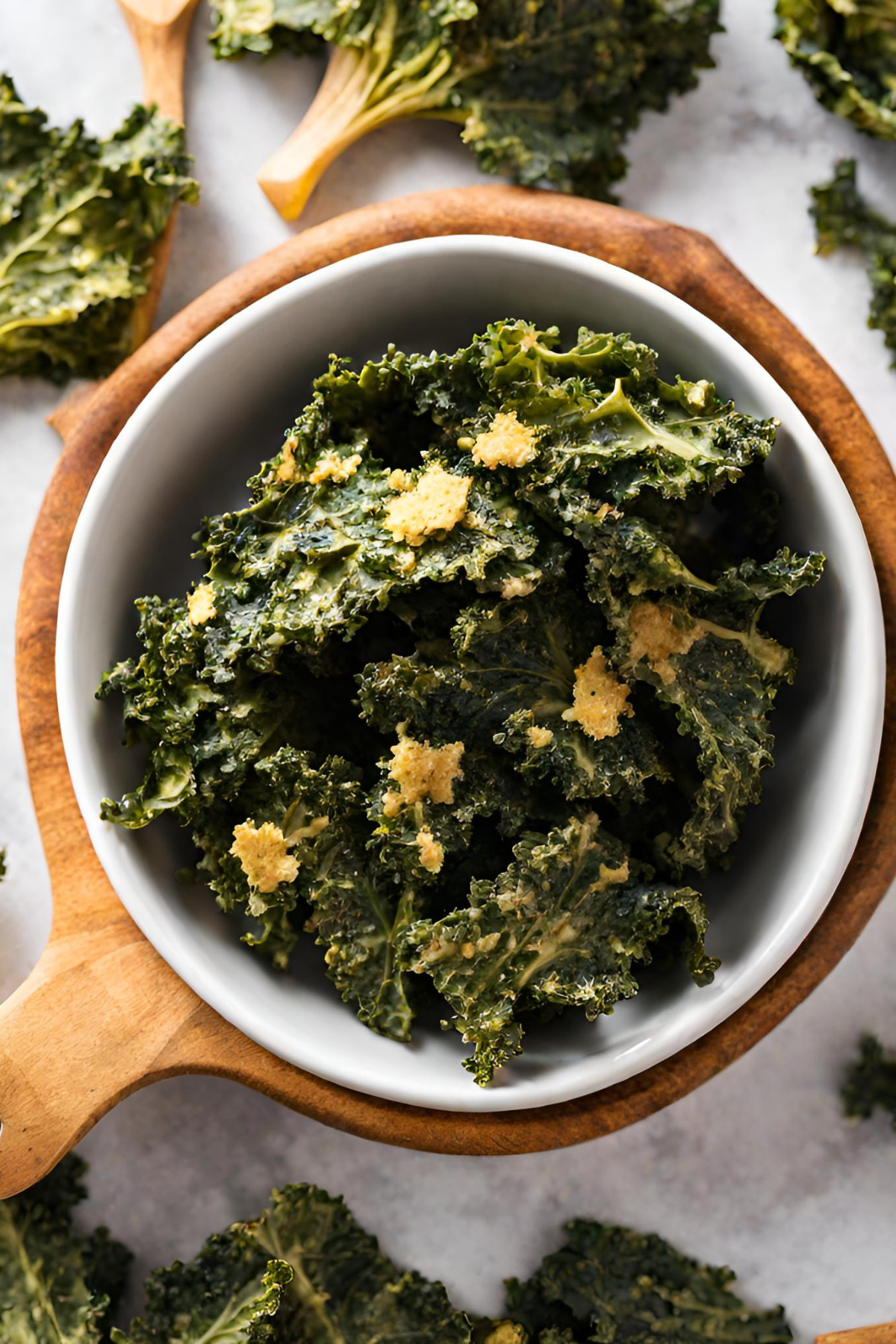 Cheesy Garlic Kale Chips