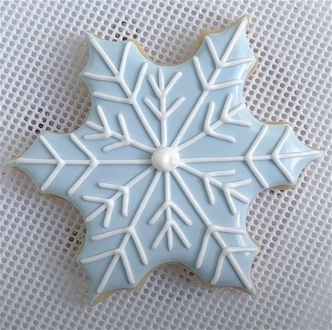 Image of Decorating Snowflake Sugar Cookies