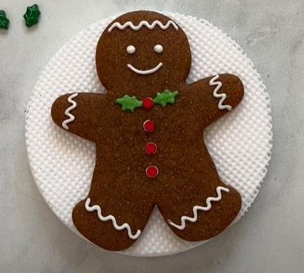 Image of How to Decorate a Classic Gingerbread Man Cookie