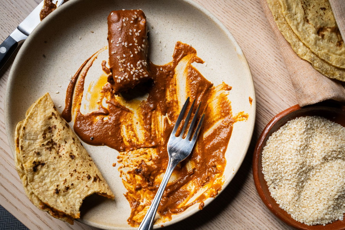Mole de costilla