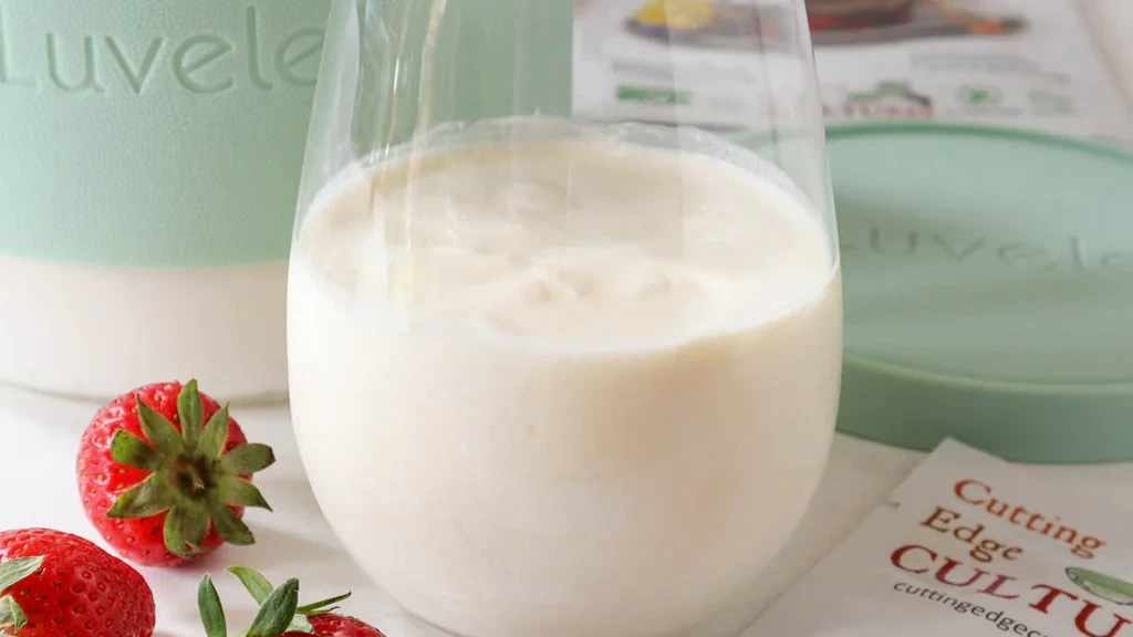 Image of Easy milk kefir made in a yogurt maker