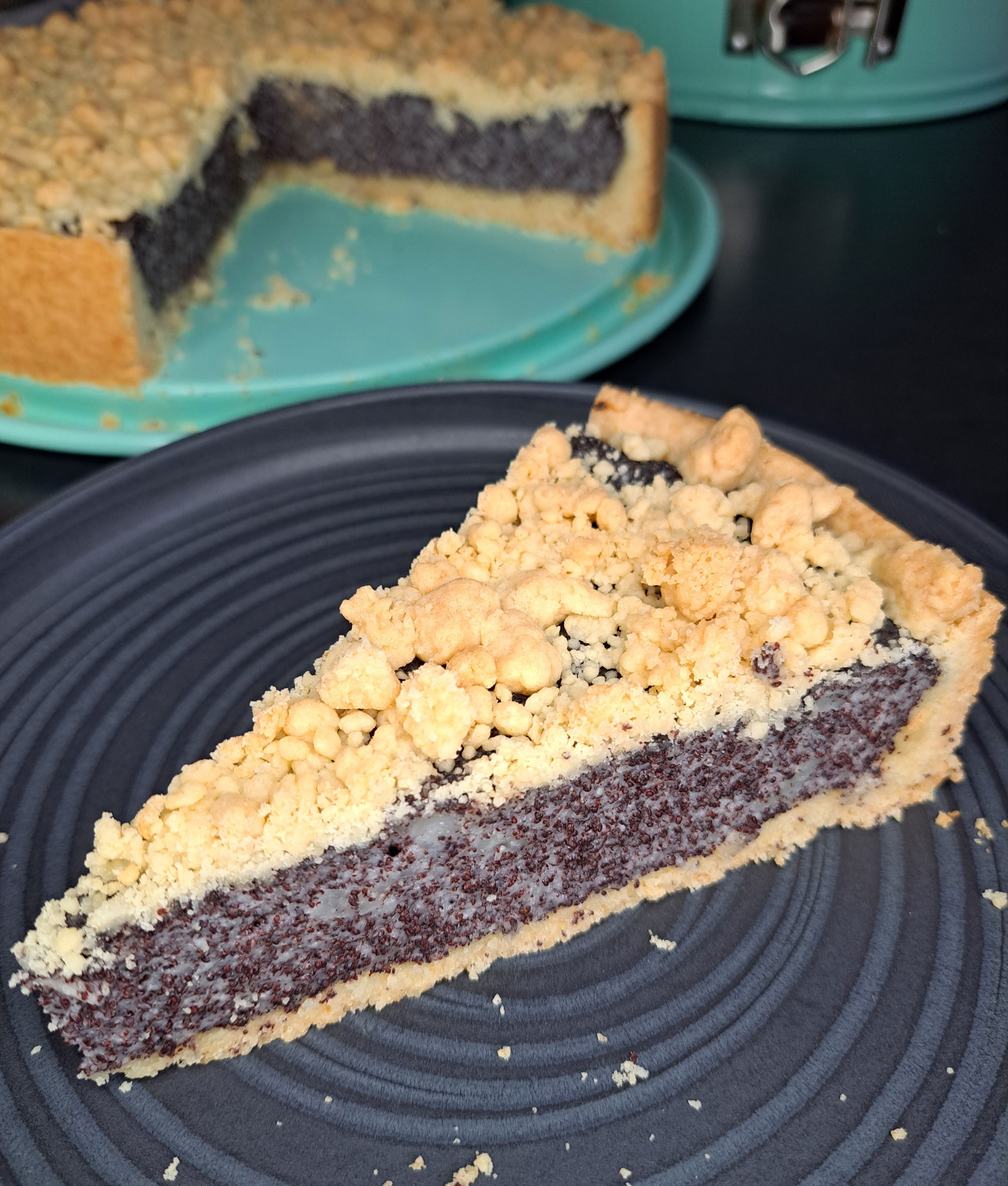 Saftiger Mohnkuchen mit Streuseln – Einfach Lecker