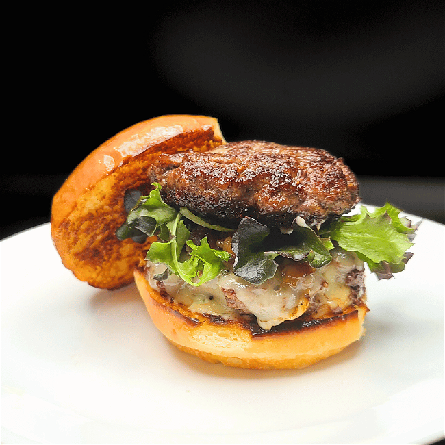 Image of Pan Seared Elk Meat Burgers 