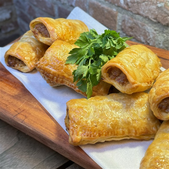 Image of Sausage in puff pastry | saucijzenbroodje
