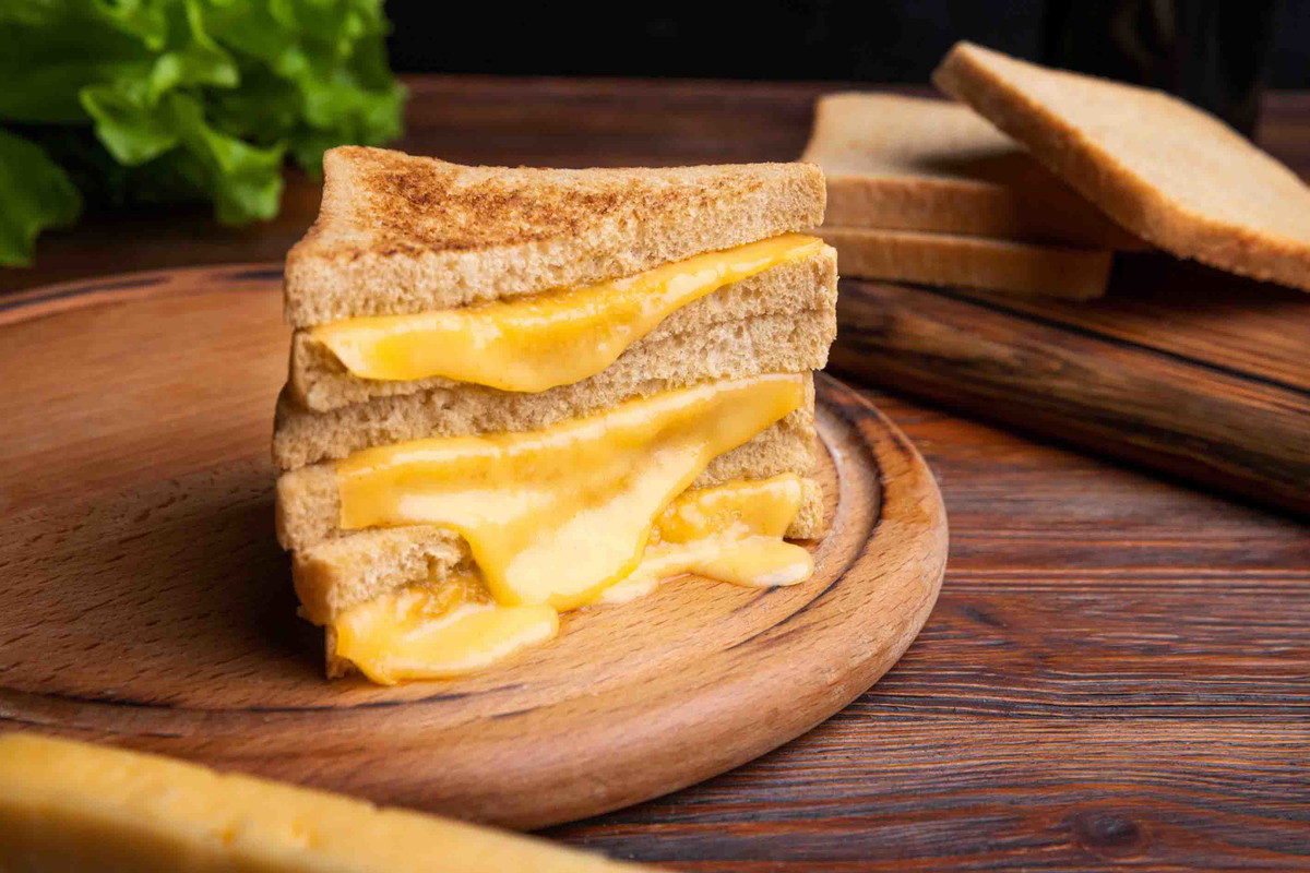 Spicy Grilled Cheese Toast