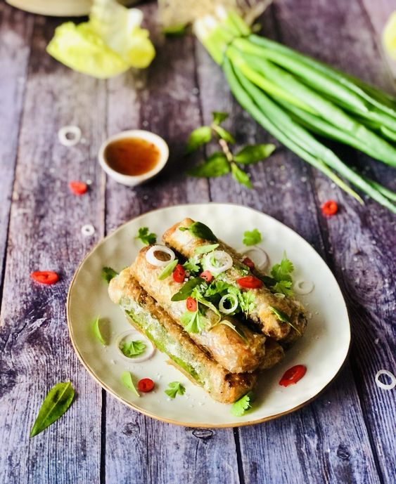 Crispy Rice Paper Rolls