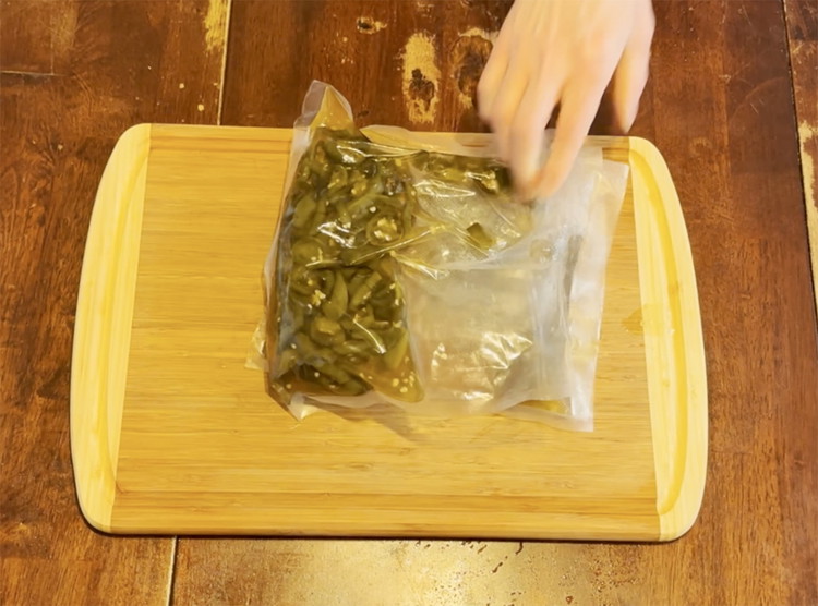 Image of Let the mixture cool for a little while. So that you can add the mixture to a sous vide bag. Then seal.