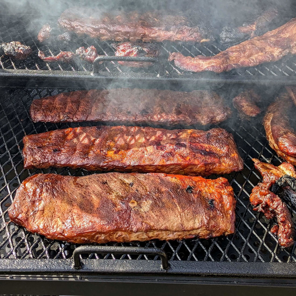 Marc's 3-2-1 Method Hog Heaven Spareribs with Riblet Burnt Ends