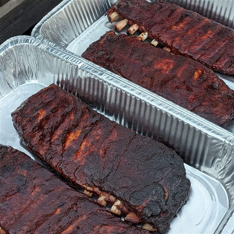 Image of Allow the ribs to rest for at least 15 minutes...