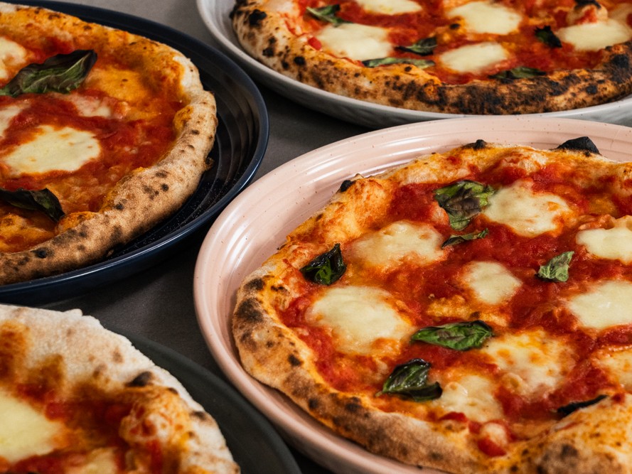 Andy Cooks - Pizza Margherita