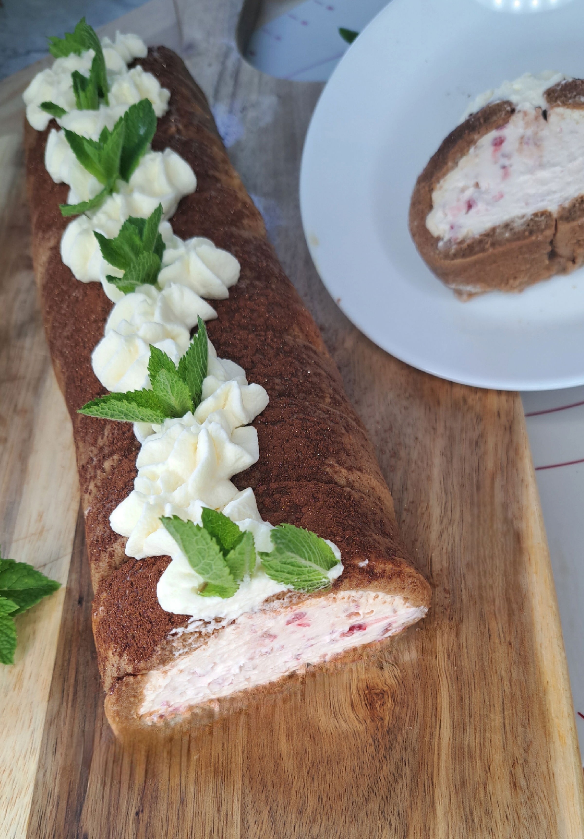 Himbeer-Tiramisu-Rolle – Einfach Lecker Himbeer-Tiramisu-Rolle – Einfach Lecker