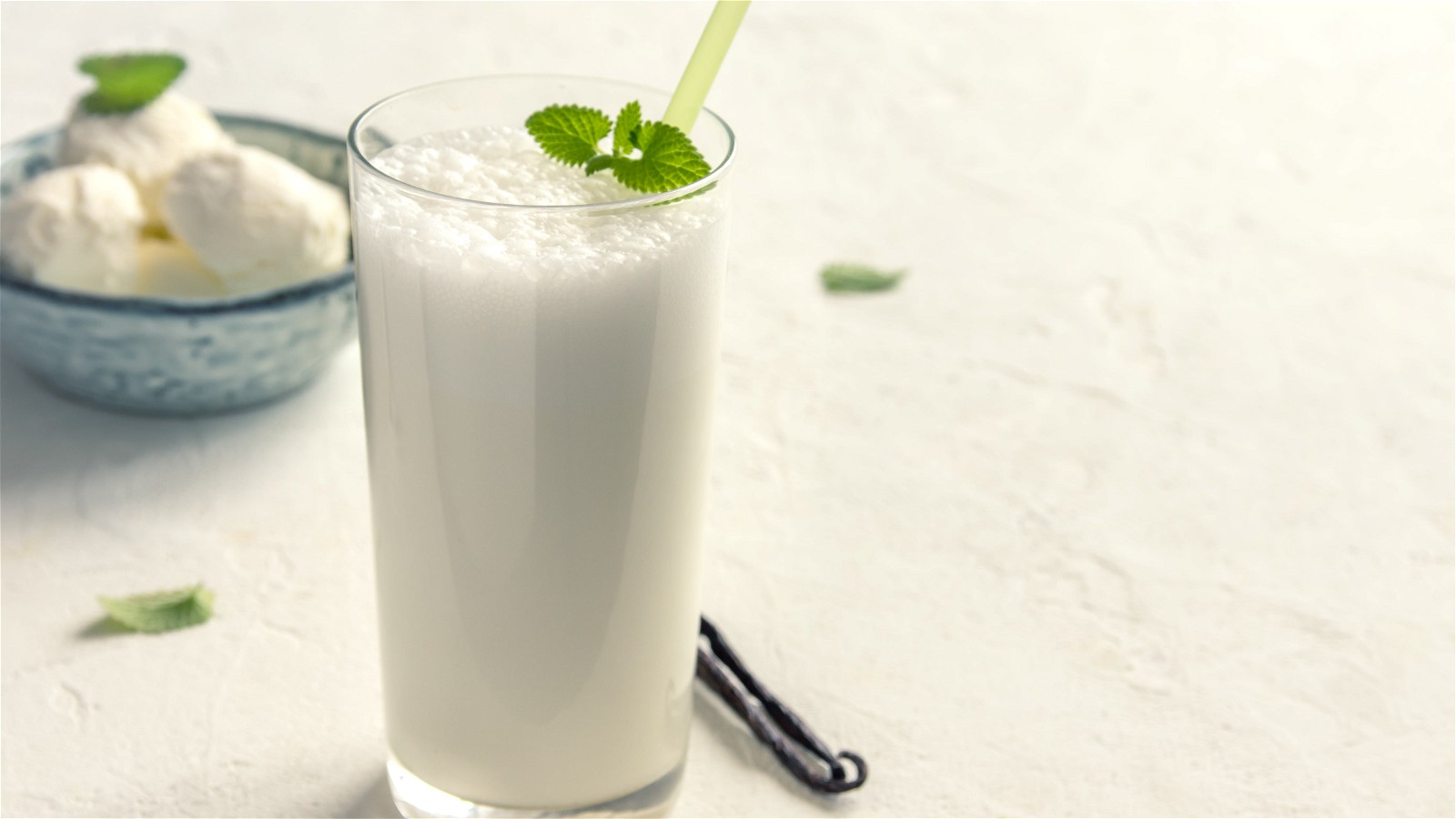 Image of Vanilla Milk Shake (3 Ingredients)