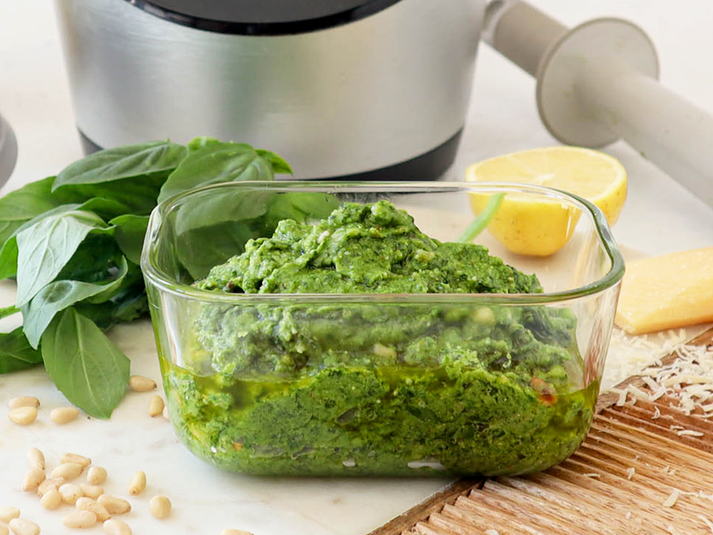 Best ever blender pesto