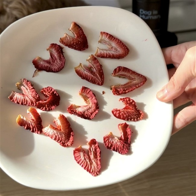 Image of 🍓 Strawberry Chips