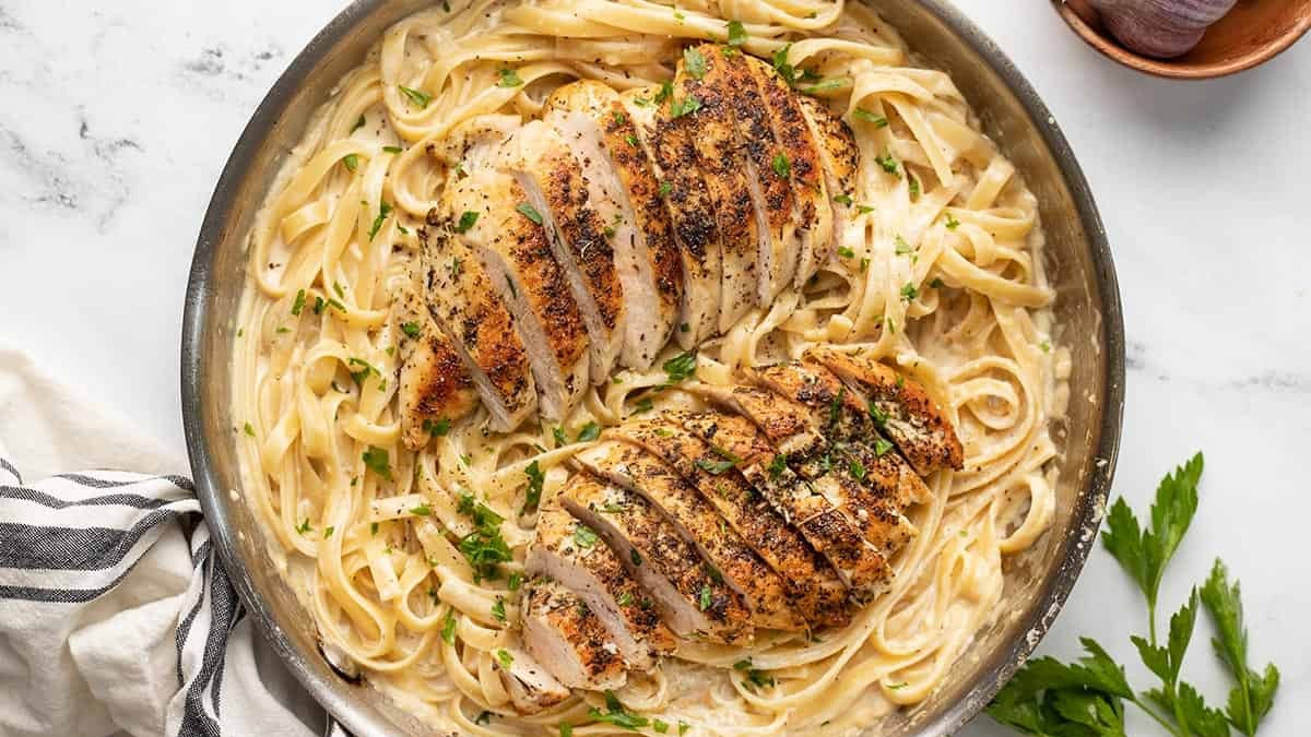 Lactose-free Chicken Alfredo Pasta