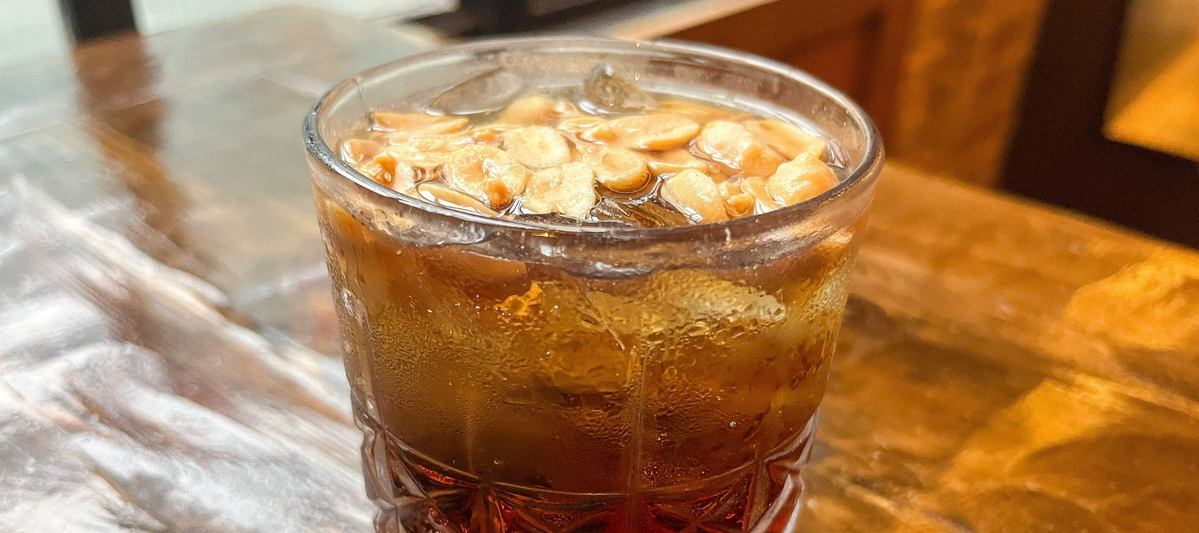 Whiskey, Coke + Hubs Peanuts