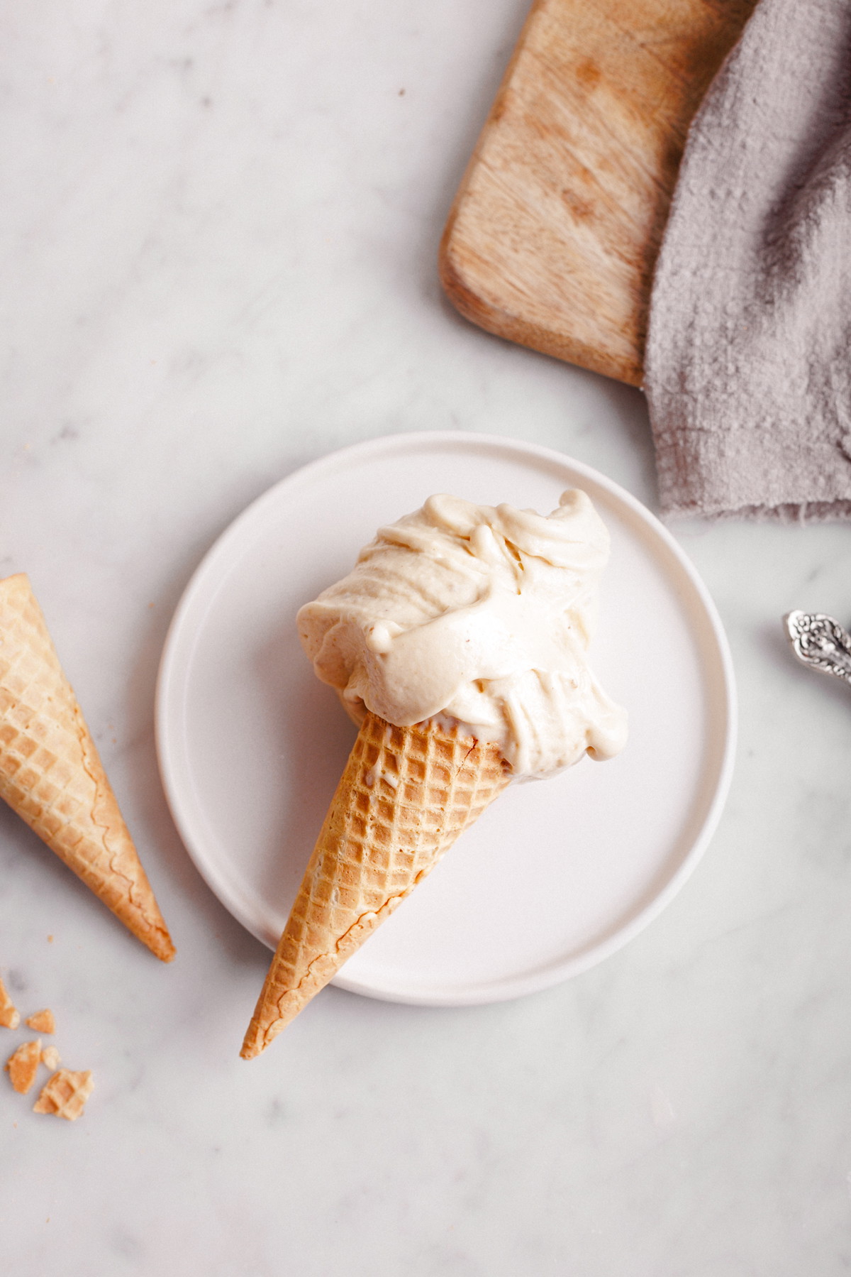 Helado fácil de plátano y manjar