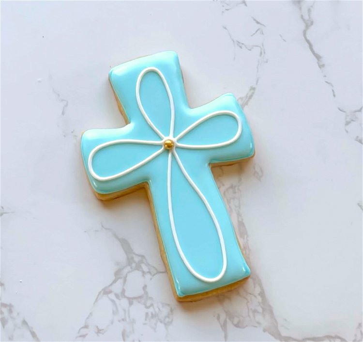 Image of This simple design is perfect for celebrating a baptism, first communion, or Easter.