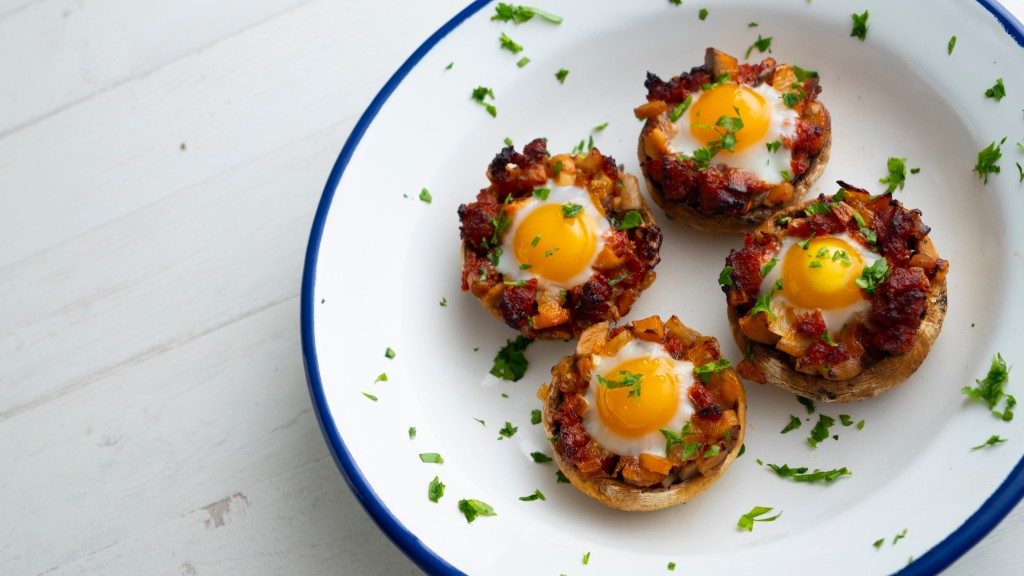 Image of Low-Carb Corned-Beef Egg Cups