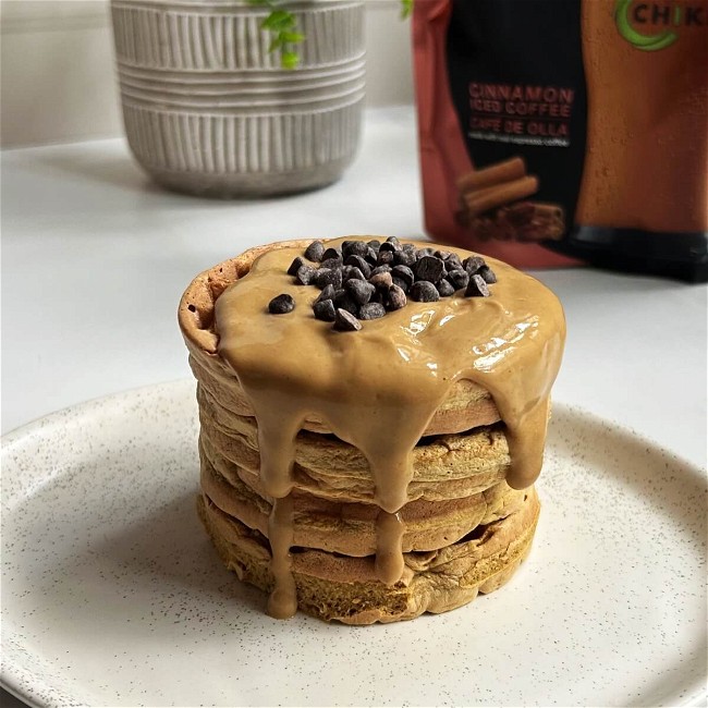 Image of Protein Caramel Waffles with Cinnamon Cream