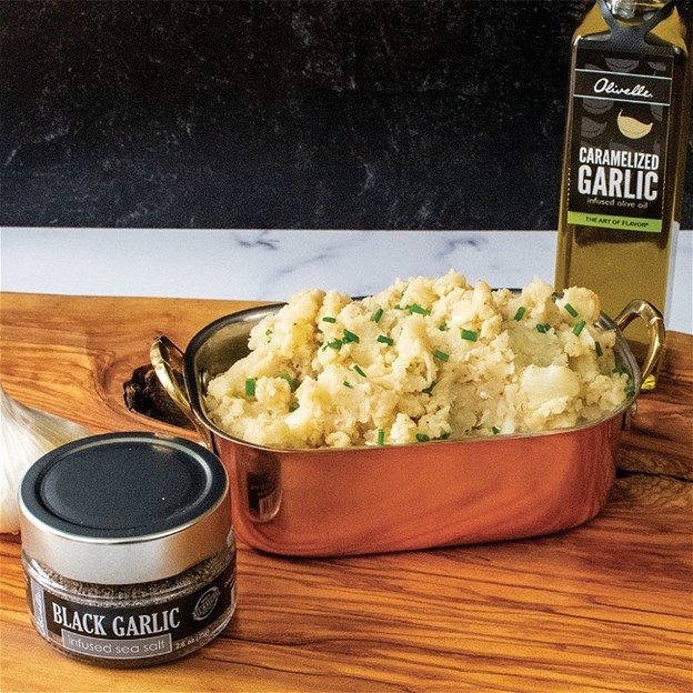 Image of GARLIC PARMESAN MASHED POTATOES