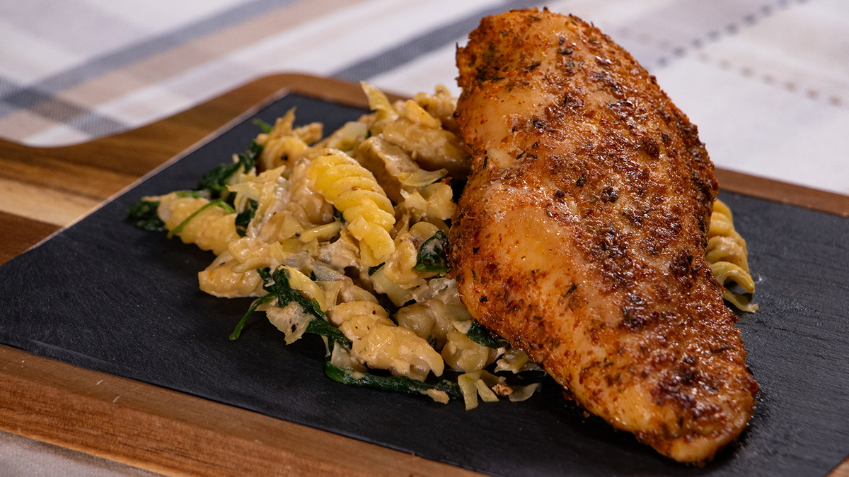 The Best Spinach and Artichoke Dip Pasta with Halal Chicken