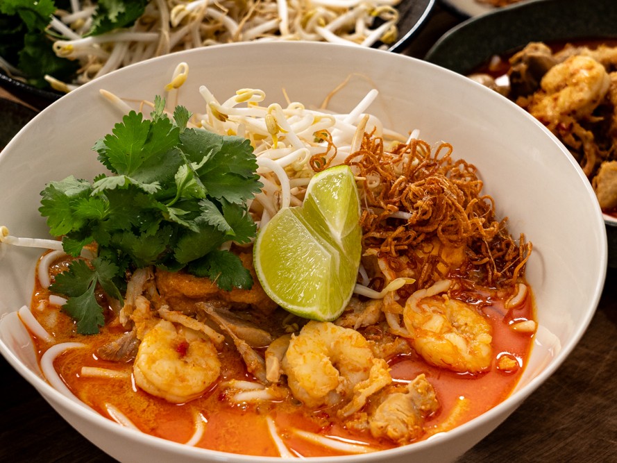 Andy Cooks - Curry Laksa