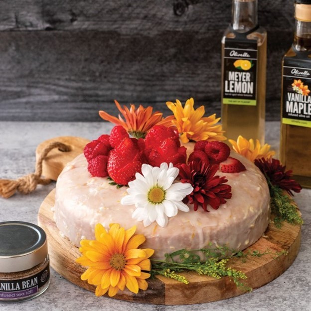 Image of OLIVE OIL CAKE WITH LEMON ICING