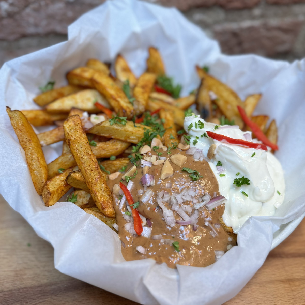 Patatje oorlog | Dutch loaded fries
