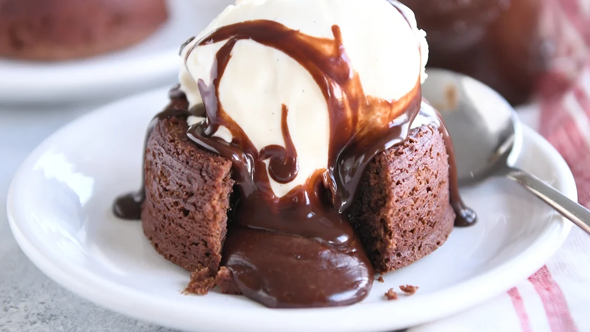 Image of Chocolate Lava Cakes Recipe