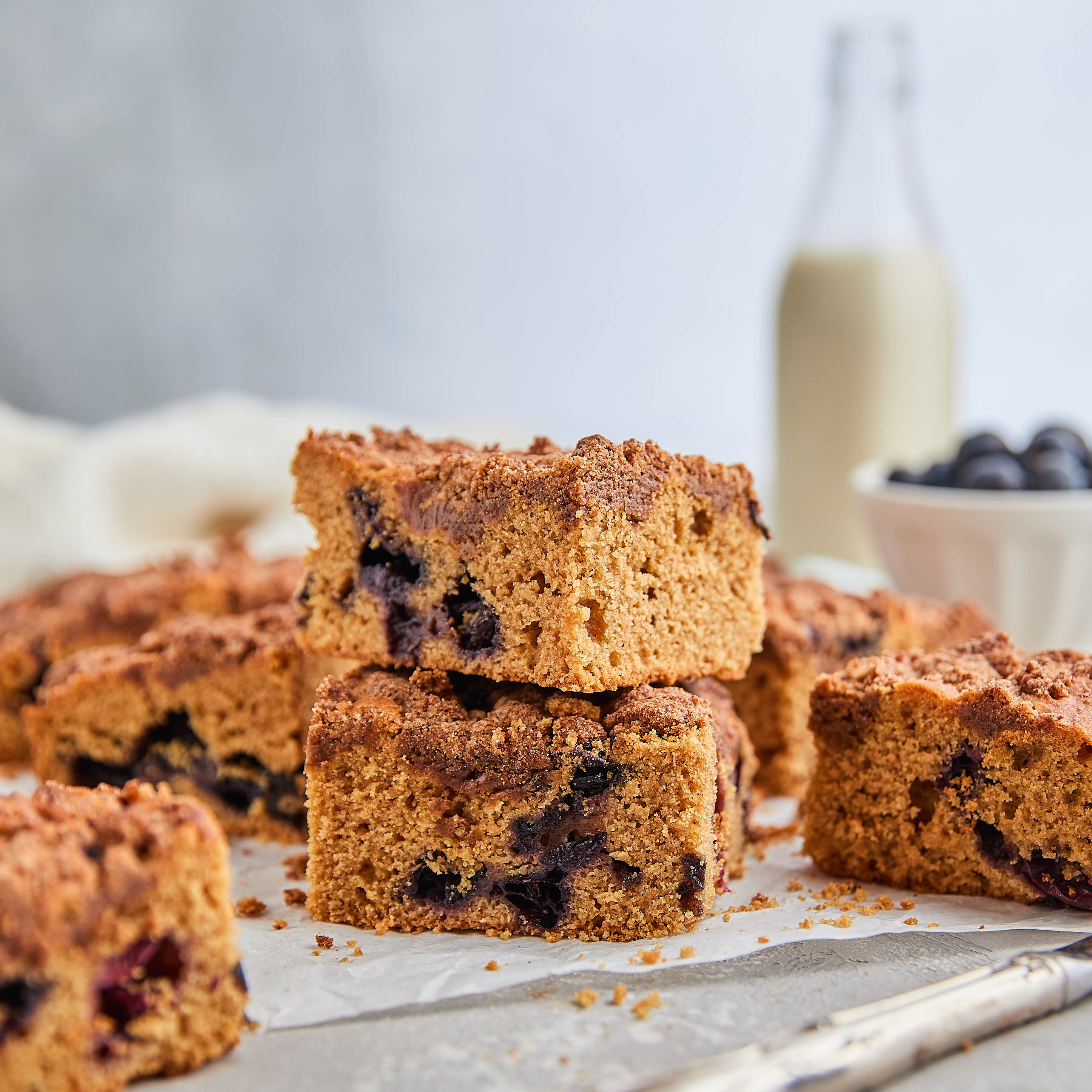 Image of BLUEBERRY CRUMBLE COFFEE CAKE