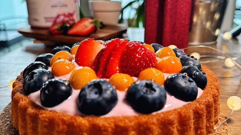Image of Berry Cake Dream