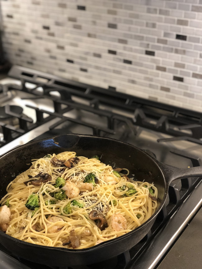 Garlic Broccoli Shrimp Scampi w/ Pasta