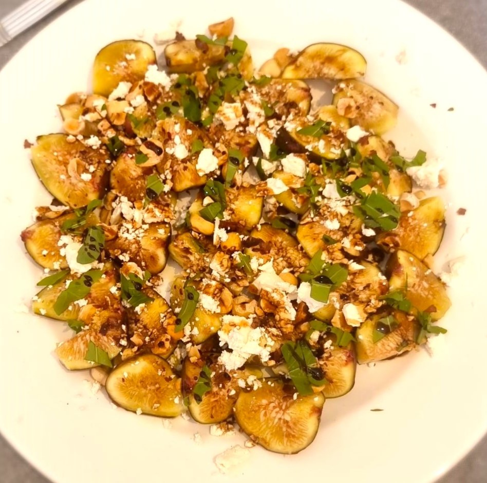 Fig Salad with Black Honey