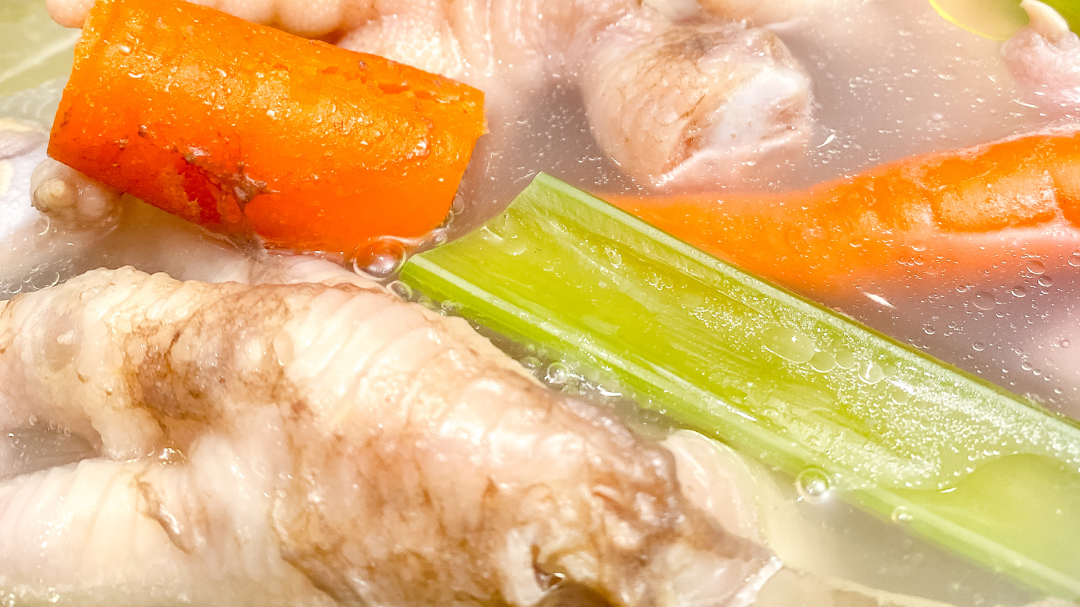 Image of Chicken Feet Bone Broth for Dogs