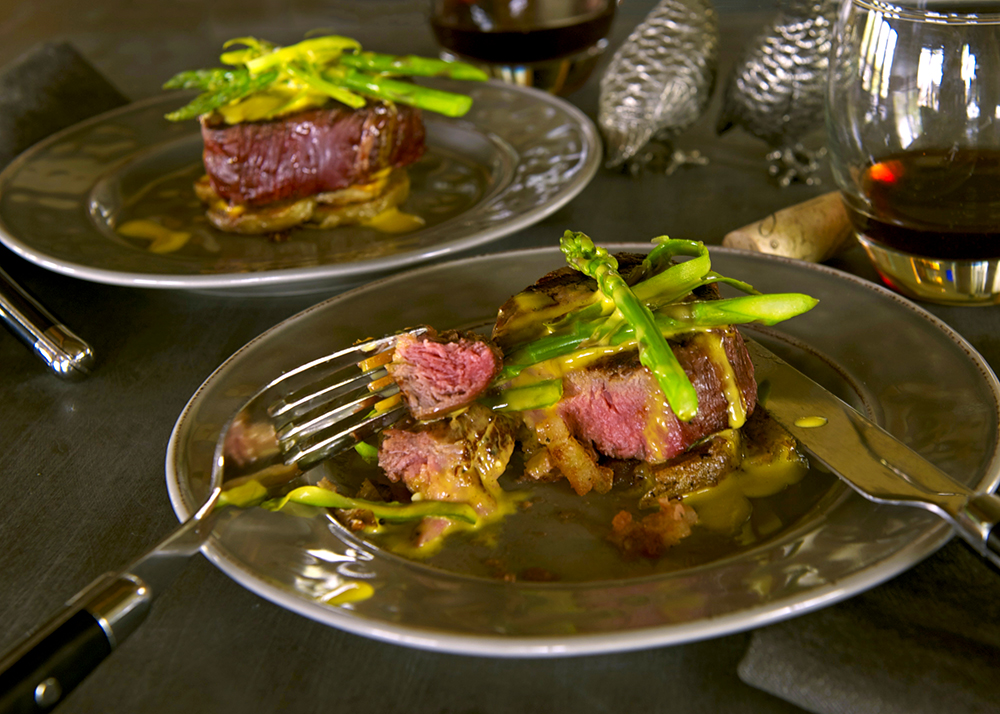 Image of Grilled Steak Tournedos with Sauce Bearnaise