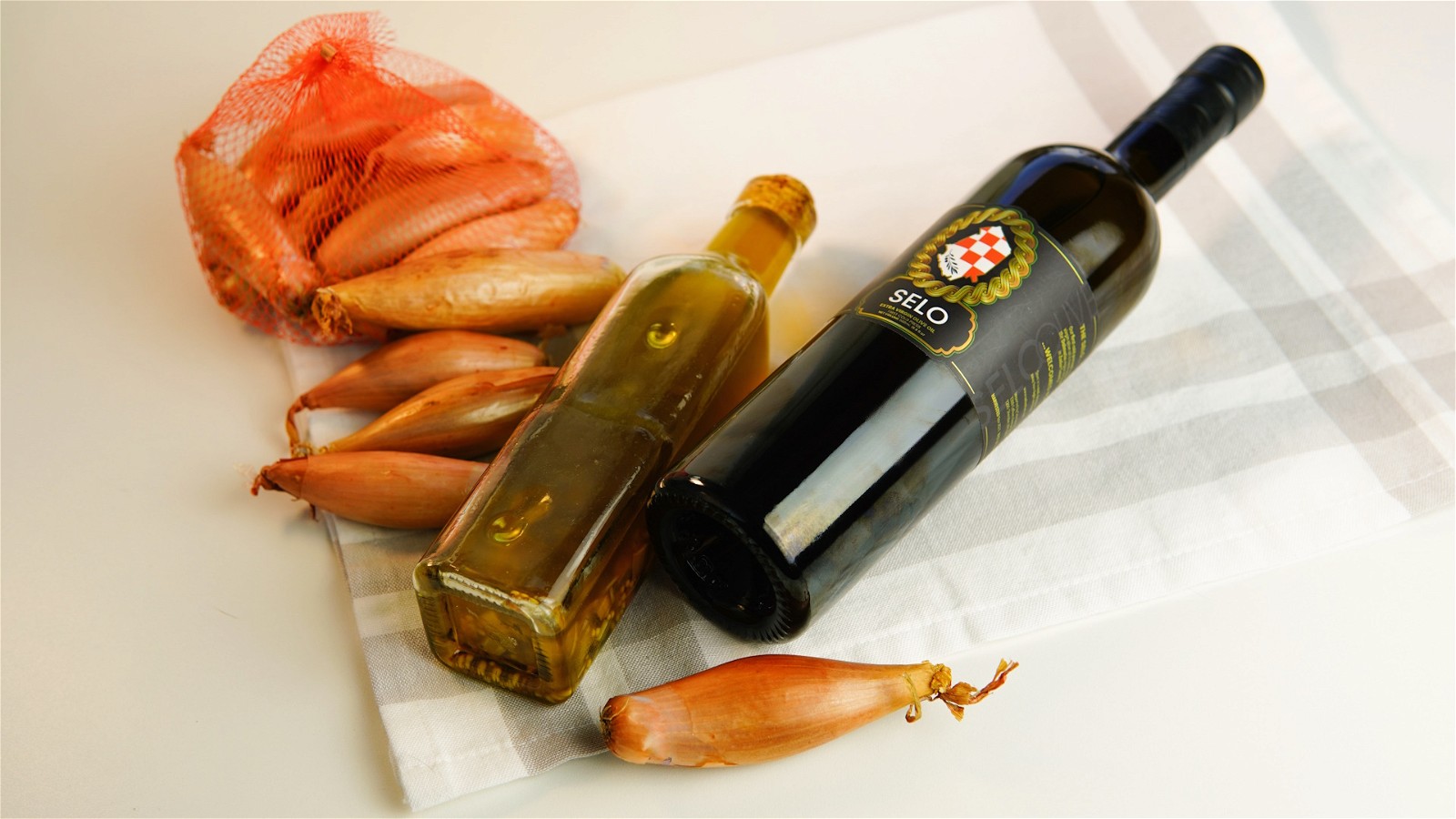 Image of Shallot Vinaigrette with Extra Virgin Olive Oil